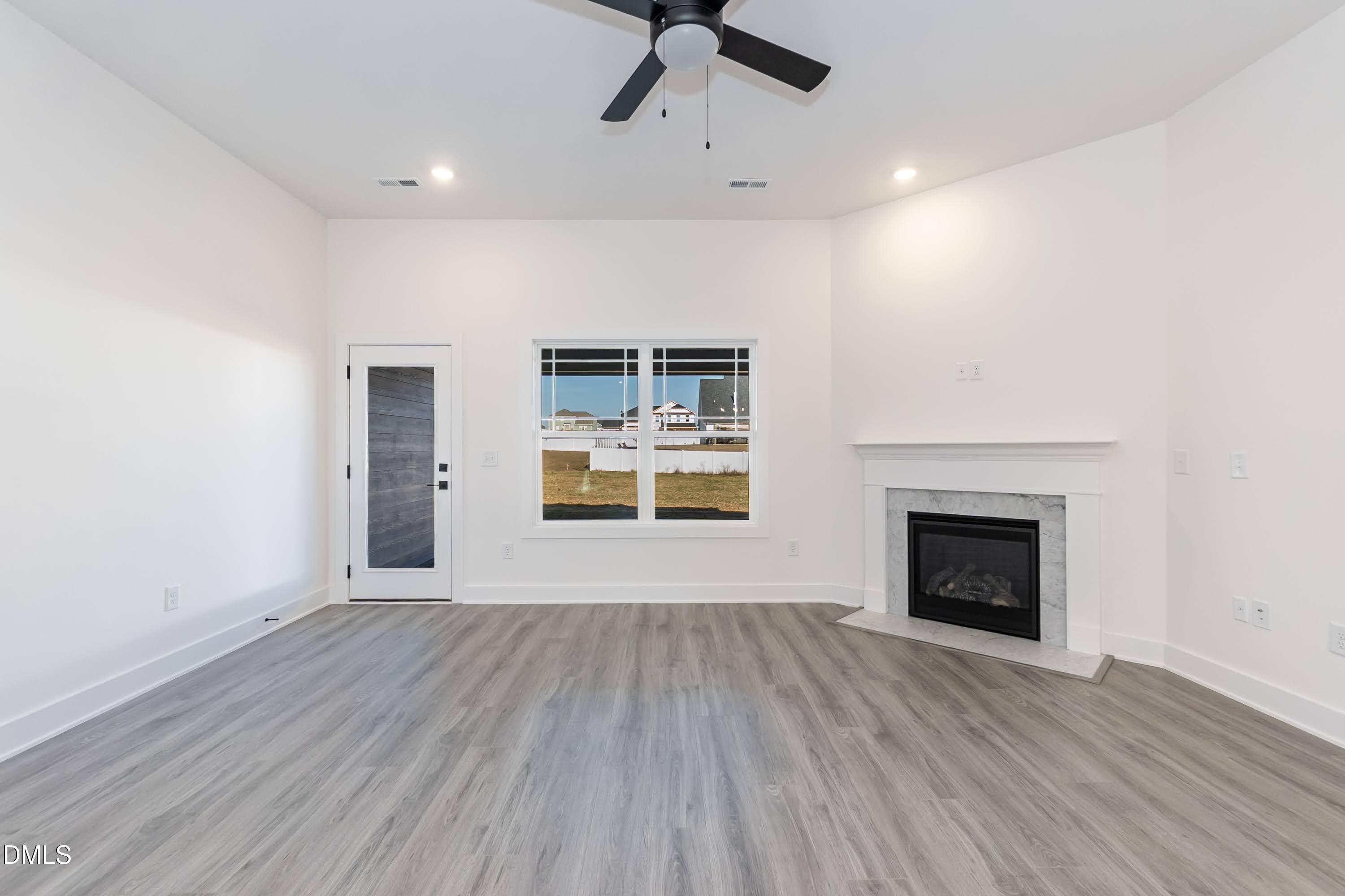 41 South Faircox Way, Unit 137 Garner, NC 27529 - Photo 15 of 44 Living 02