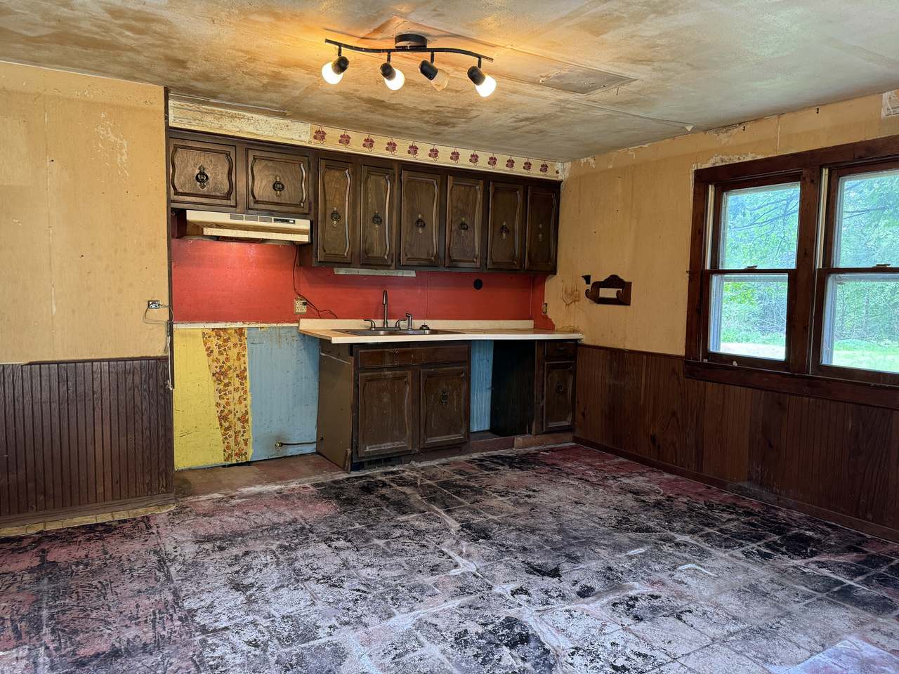 1913 East End Road Tripoli, WI 54564 - Photo 8 of 24 Gallery Image 8