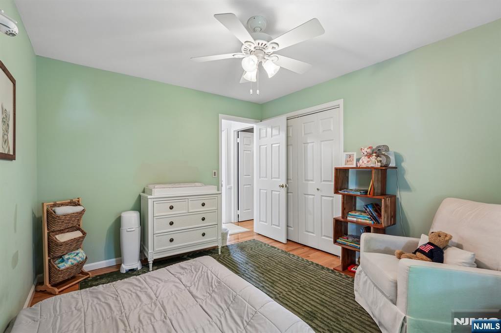 4 Holyoke Road Wayne, NJ 07470 - Photo 31 of 50