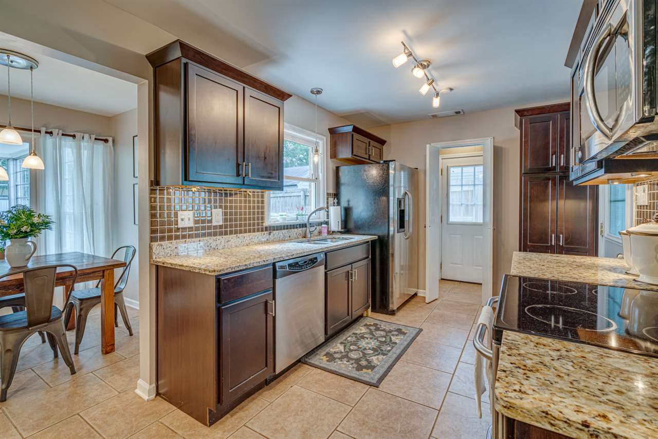 5261 Sea Isle Road Memphis, TN 38117 - Photo 11 of 25 Gallery Image 11