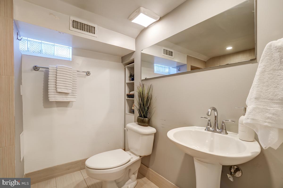 1201 C Street Northeast Washington, DC 20002 - Photo 49 of 65