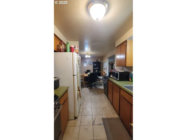 $255,000 | 706 Northeast Gumwood Street, Pilot Rock, OR 97868