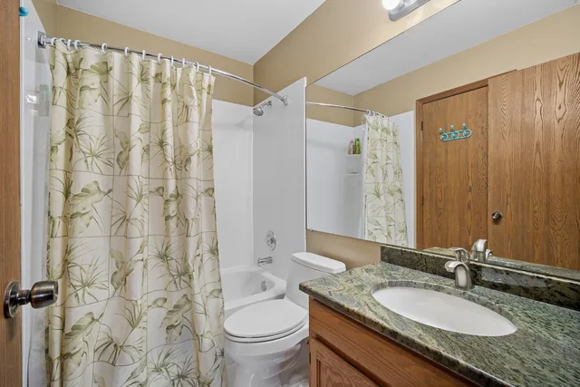 $385,000 | 105 Red Cedar Drive, Streamwood, IL 60107