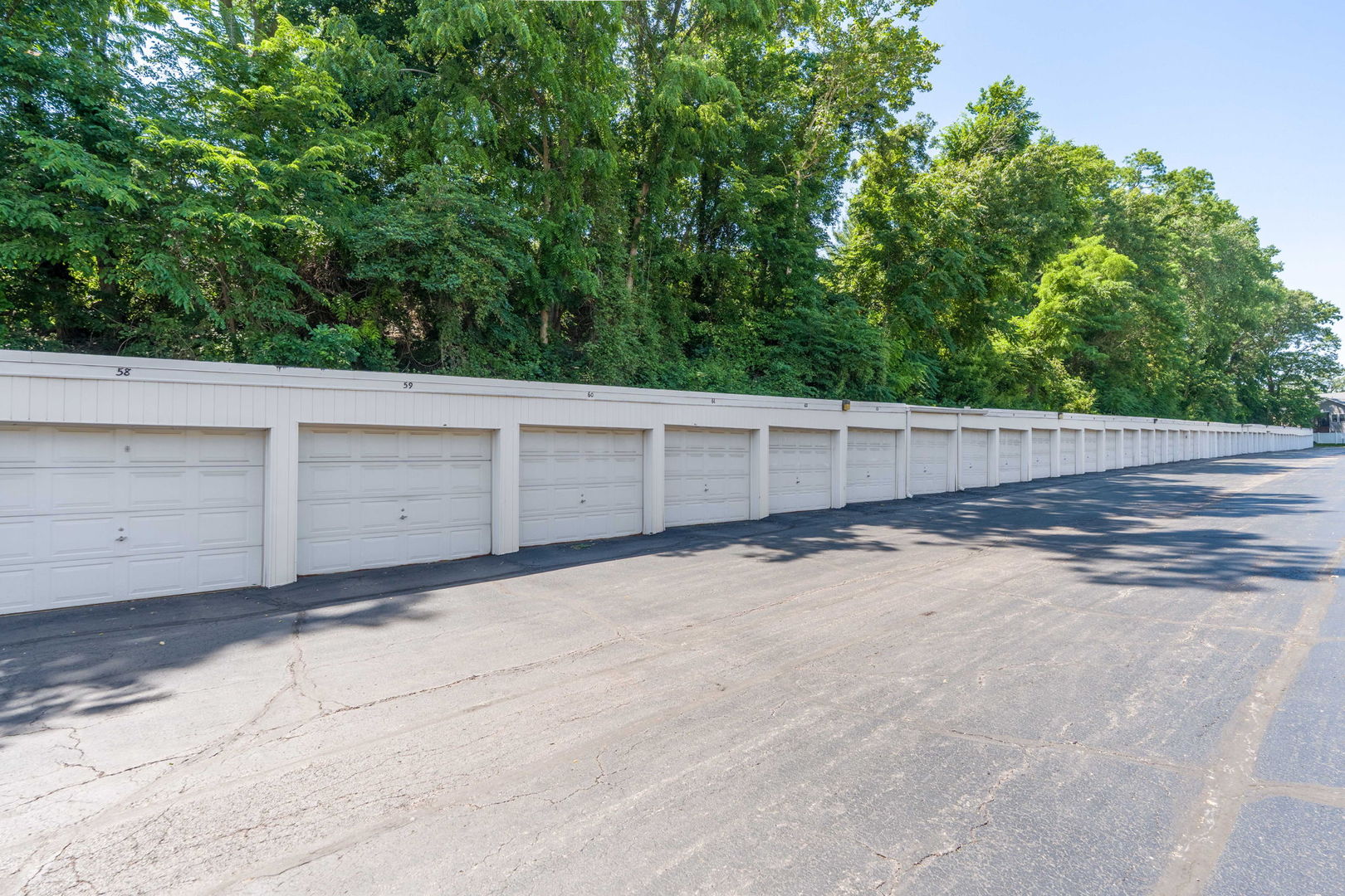 1104 Kimberly Road, Unit 804 Bettendorf, IA 52722 - Photo 24 of 32