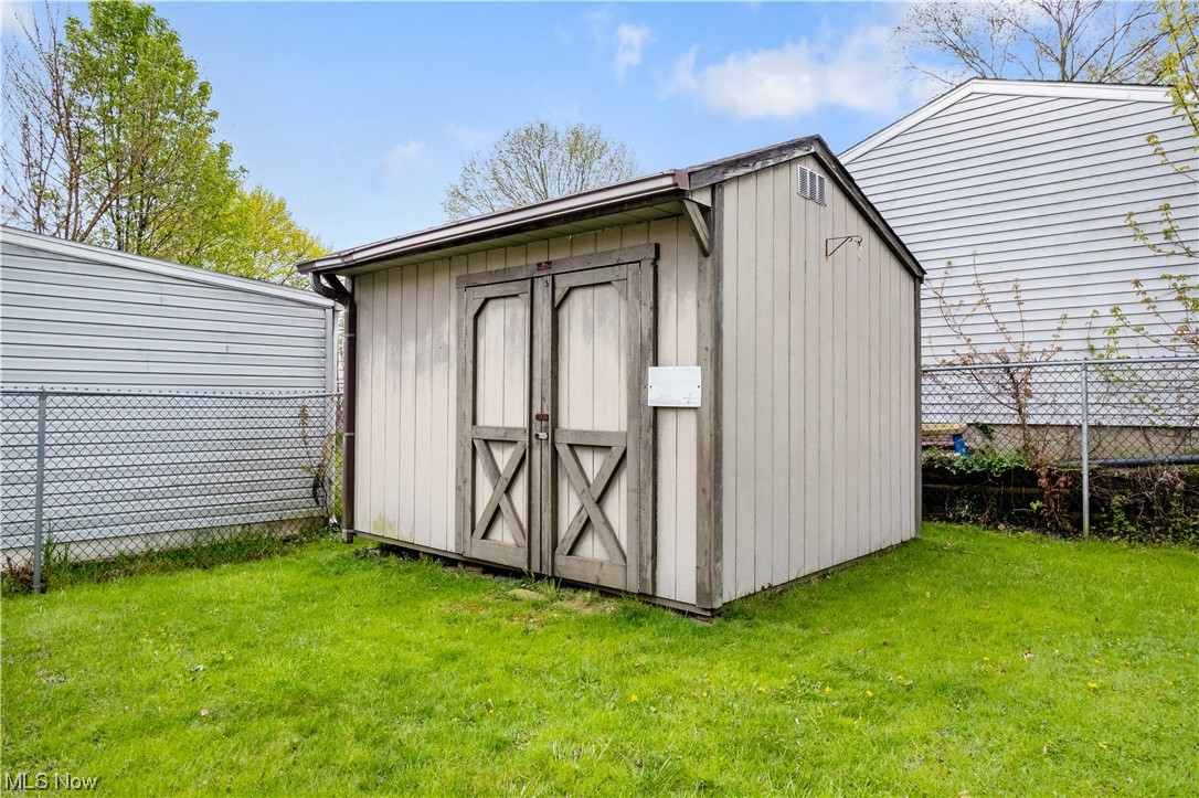 1566 Bronson Road Akron, OH 44305 - Photo 19 of 20 Shed