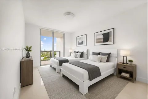 $1,249,999 | 17301 Biscayne Boulevard, Unit 1704, North Miami Beach, FL 33160