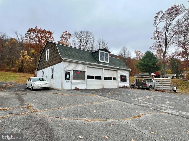 $450,000 | 992 Fountain Street, Ashland, PA 17921