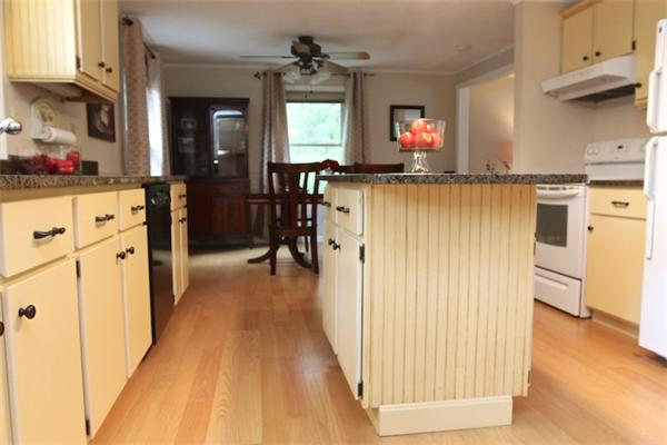 40 Criterion Road Reading, MA 01867 - Photo 13 of 30 Gallery Image 13