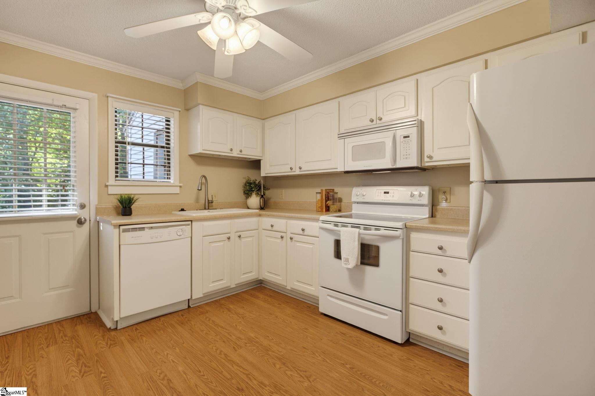 812 Reid School Road, Unit 53 Taylors, SC 29687 - Photo 13 of 29