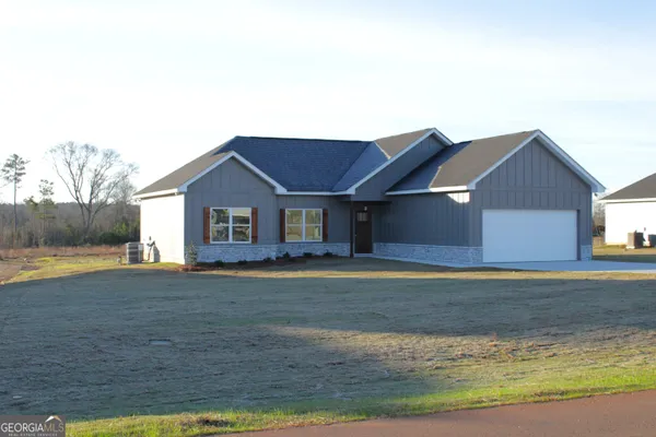 $274,900 | 1112 30th Street East, Valley, AL 36854