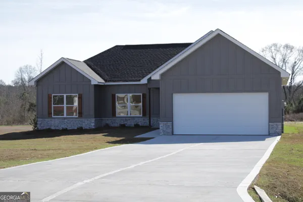 $274,900 | 1112 30th Street East, Valley, AL 36854