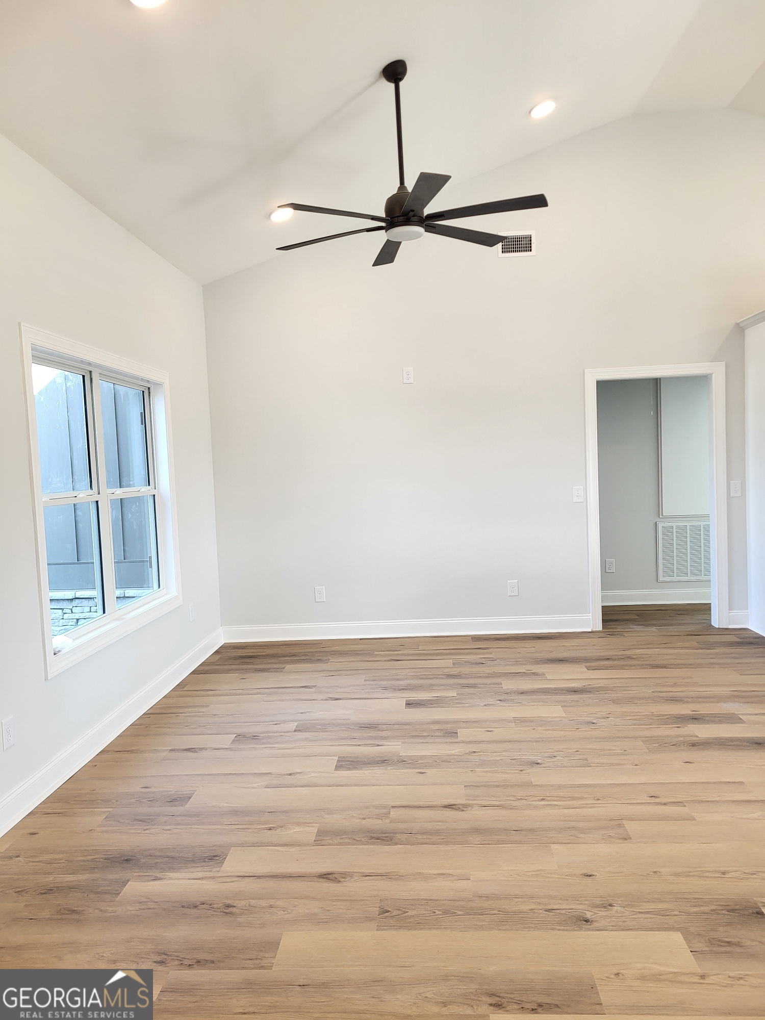 1112 30th Street East Valley, AL 36854 - Photo 7 of 29