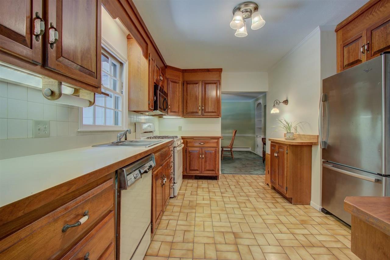 14 Bayberry Lane Exeter, NH 03833 - Photo 18 of 38