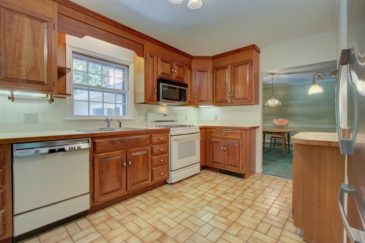 14 Bayberry Lane Exeter, NH 03833 - Photo 19 of 38