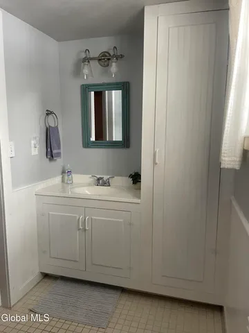 $1,500 | 123 Circle Drive, Northville, NY 12134