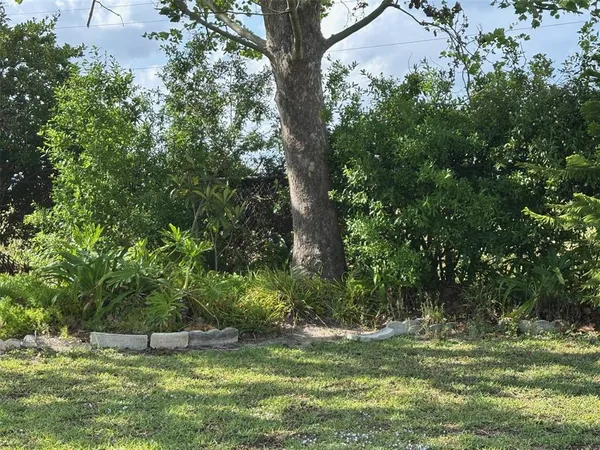 $189,000 | 6107 Grand Oaks Drive Southeast, Winter Haven, FL 33884