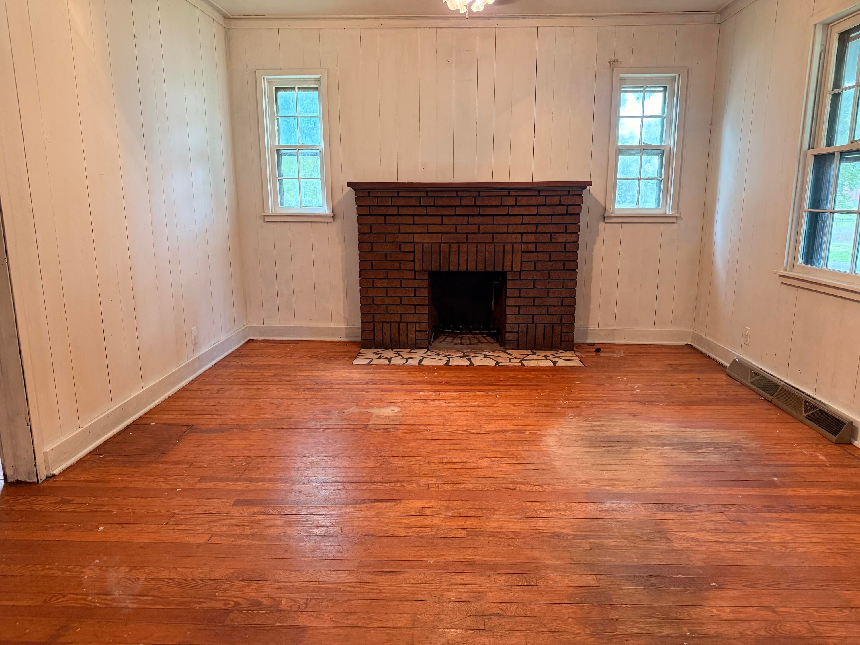 1321 Pollock Road Mexico, MO 65265 - Photo 3 of 28