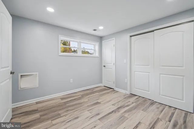 $699,900 | 7118 Kerr Drive, Springfield, VA 22150