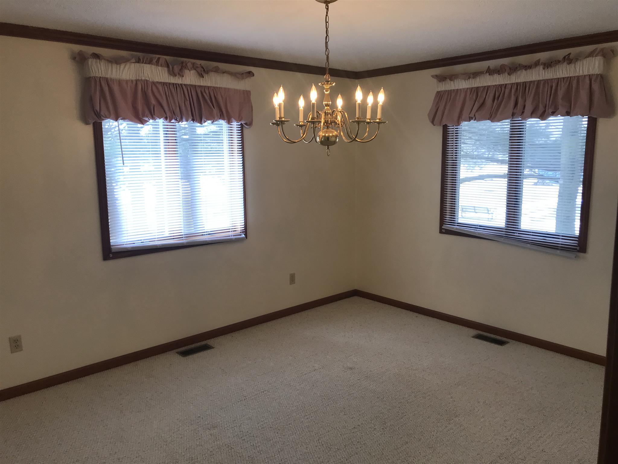 557 East 425 North Rochester, IN 46975 - Photo 11 of 22