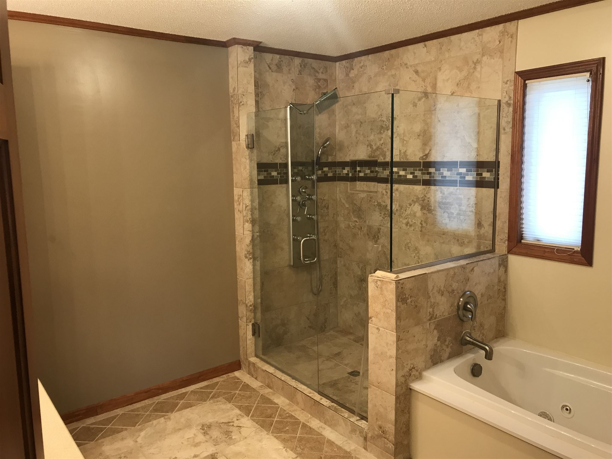 557 East 425 North Rochester, IN 46975 - Photo 16 of 22