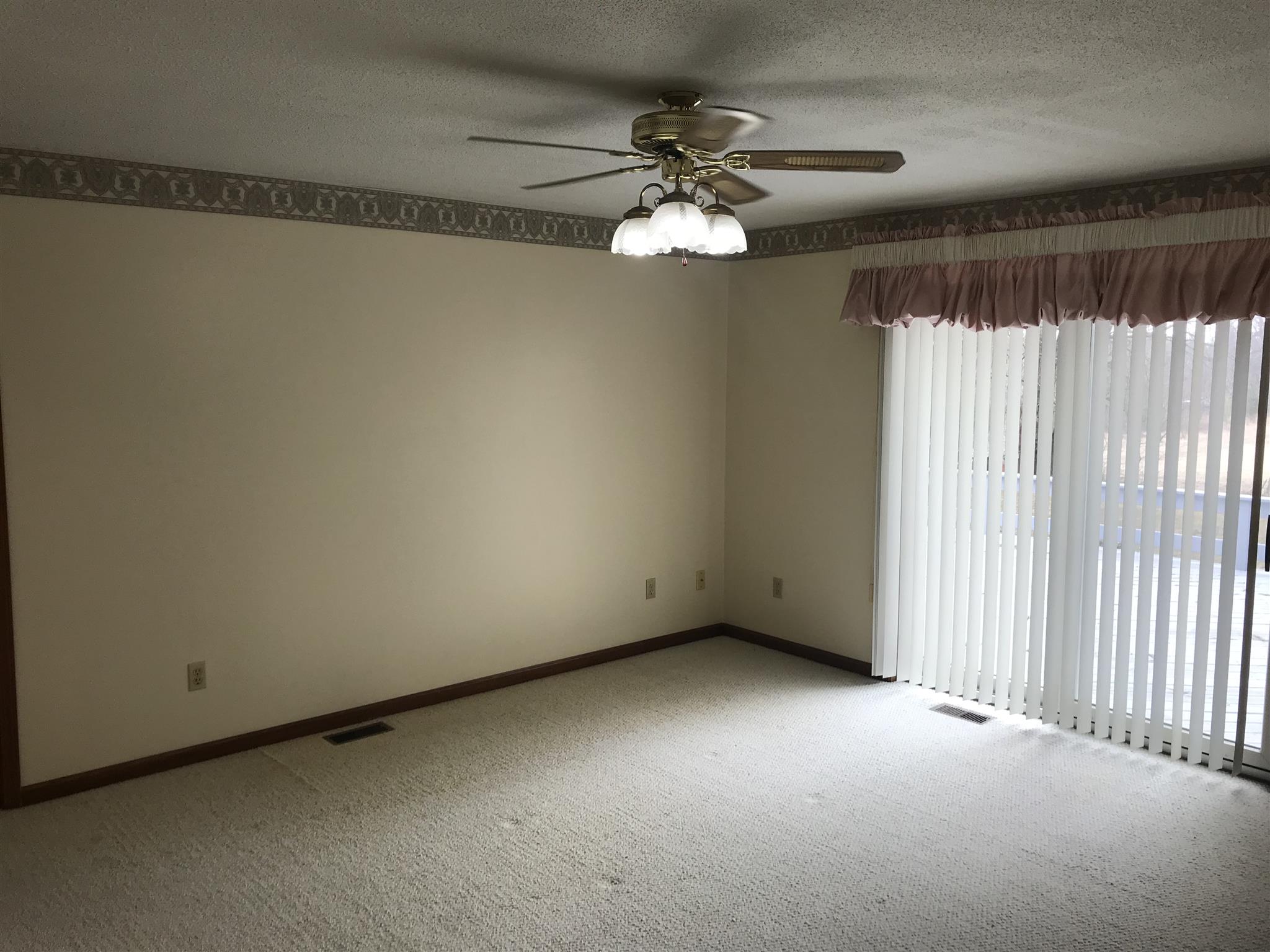 557 East 425 North Rochester, IN 46975 - Photo 4 of 22