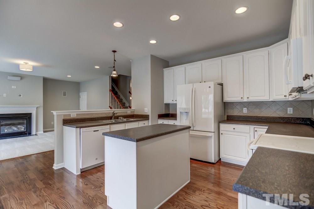 10706 Friendly Neighbor Lane Raleigh, NC 27614 - Photo 10 of 26 Gallery Image 10