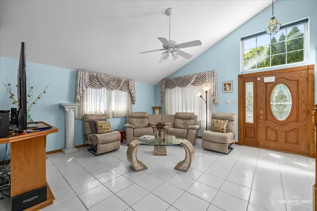 $359,999 | 1504 Lasser Drive, Plainfield, IL 60586