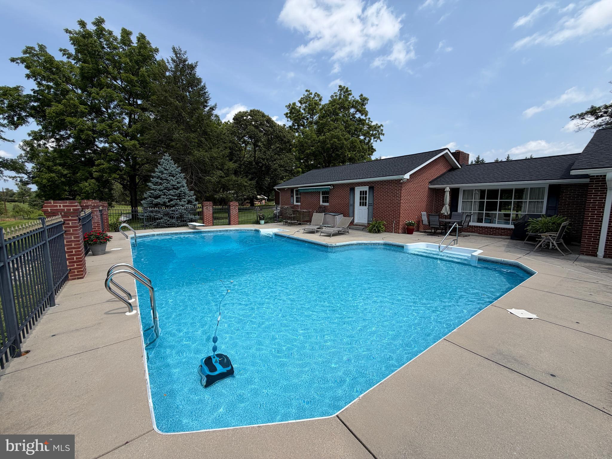 10939 Mapleville Road Hagerstown, MD 21742 - Photo 33 of 35 Gallery Image 33