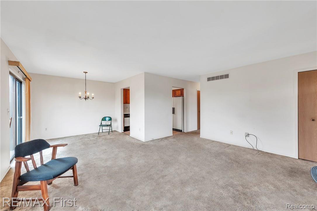 24088 Greenhill Road Warren, MI 48091 - Photo 7 of 19 Jay-4-24-2019-11.jpg