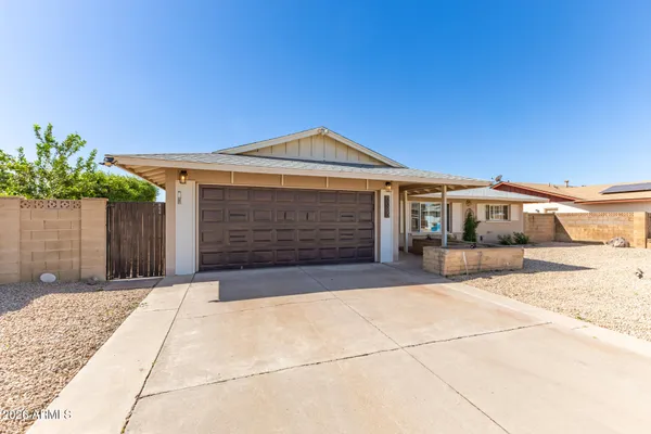 $465,999 | 3349 West Crocus Drive, Phoenix, AZ 85053