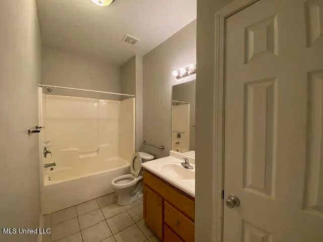 $975 | 8121 Eldorado Avenue, Biloxi, MS 39532