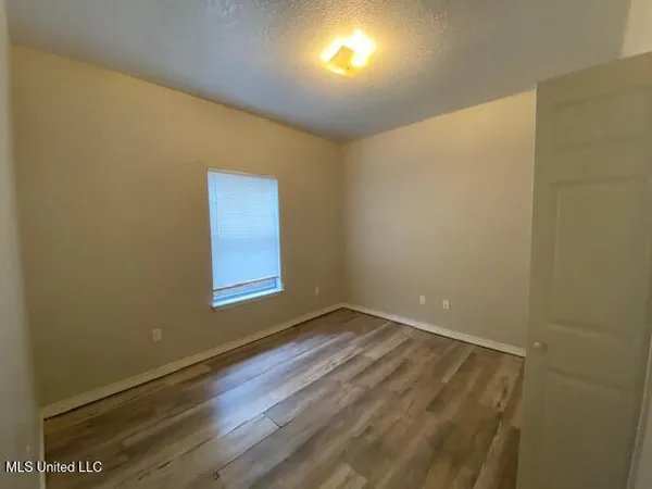 $975 | 8121 Eldorado Avenue, Biloxi, MS 39532