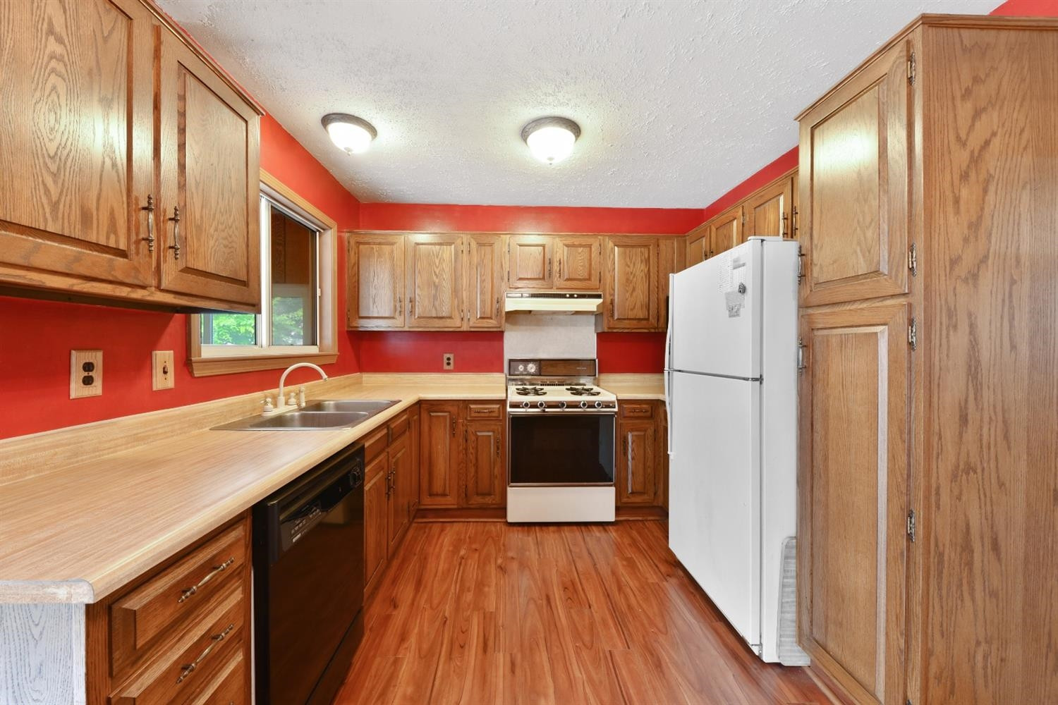 953 Lambkins Road Saline, MI 48176 - Photo 5 of 26 Photo 5