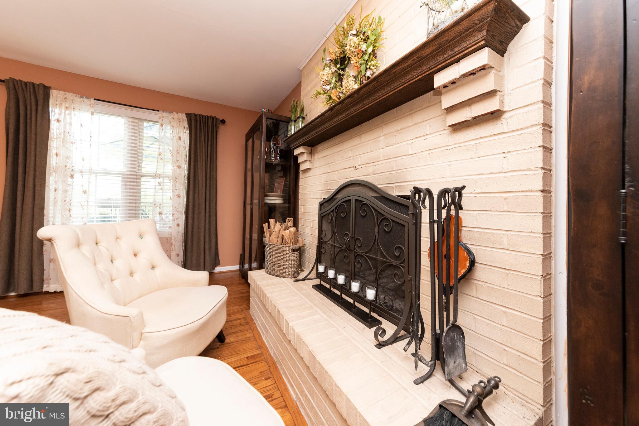 10925 River Road Denton, MD 21629 - Photo 12 of 60 Cozy Fireplace
