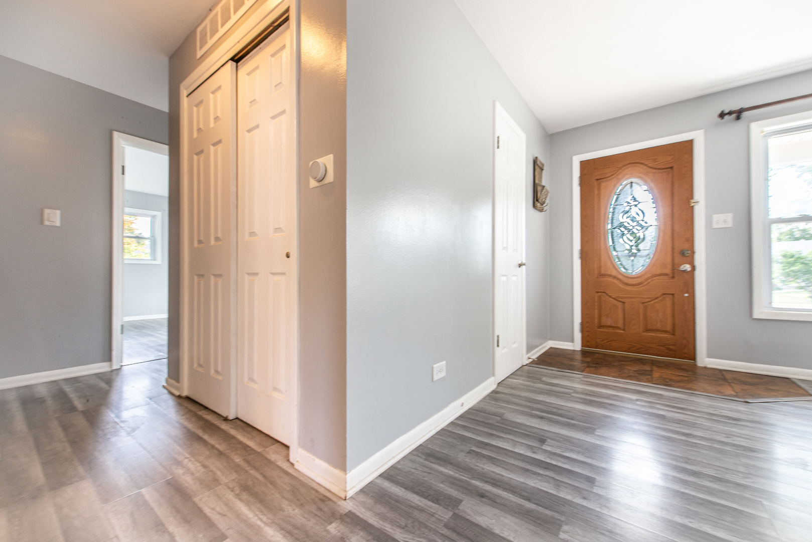 1043 Elmwood Lane Elk Grove Village, IL 60007 - Photo 17 of 41