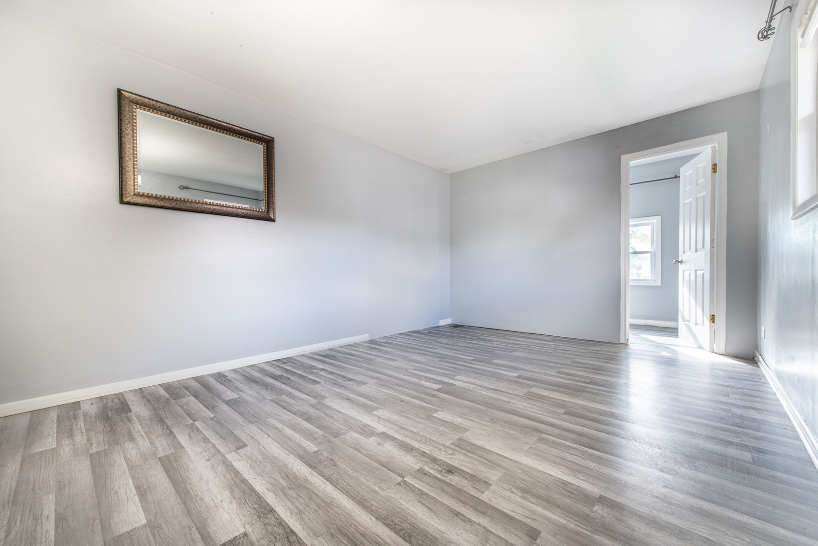 1043 Elmwood Lane Elk Grove Village, IL 60007 - Photo 22 of 41