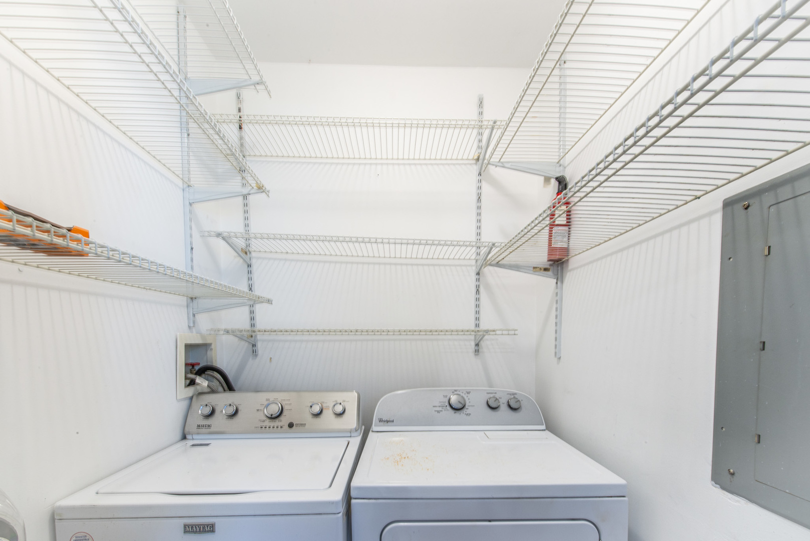 1043 Elmwood Lane Elk Grove Village, IL 60007 - Photo 34 of 41