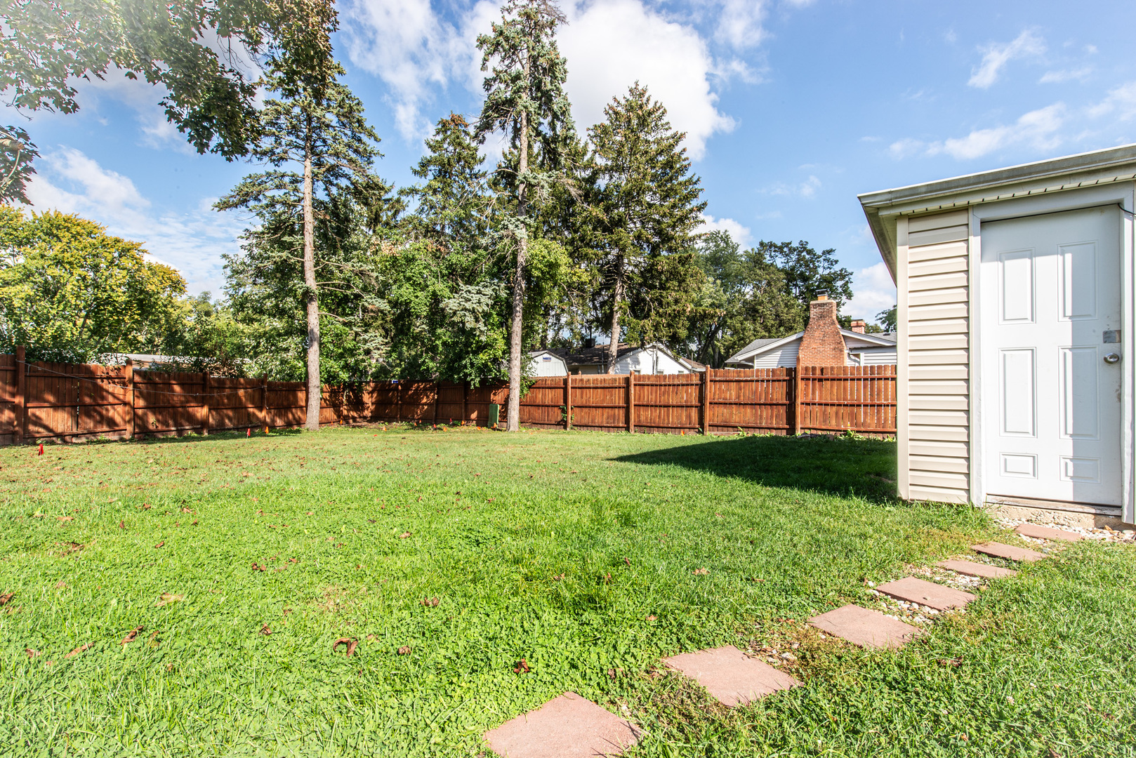 1043 Elmwood Lane Elk Grove Village, IL 60007 - Photo 37 of 41