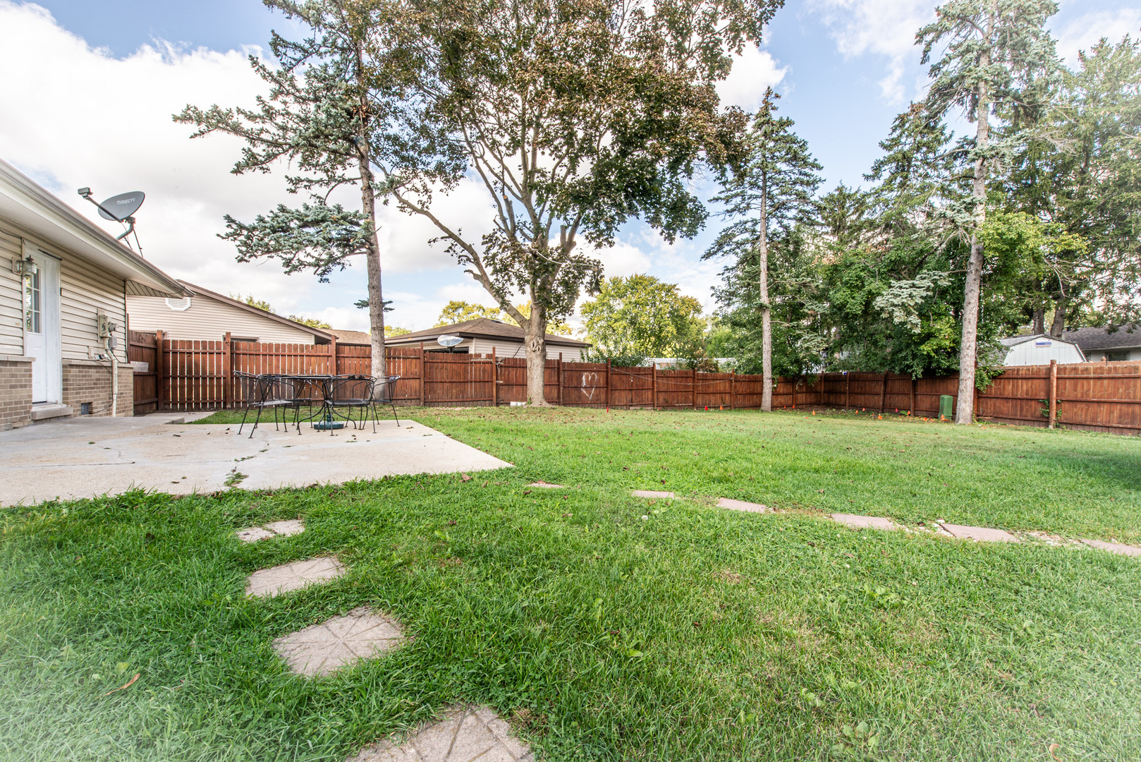 1043 Elmwood Lane Elk Grove Village, IL 60007 - Photo 39 of 41