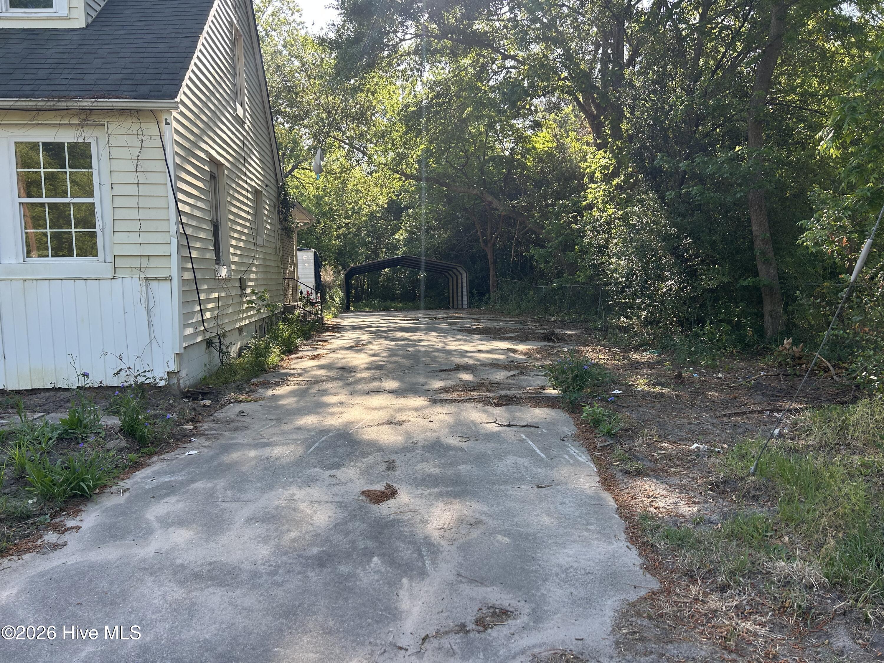 321 Pine Street Kinston, NC 28501 - Photo 11 of 12 IMG_1966