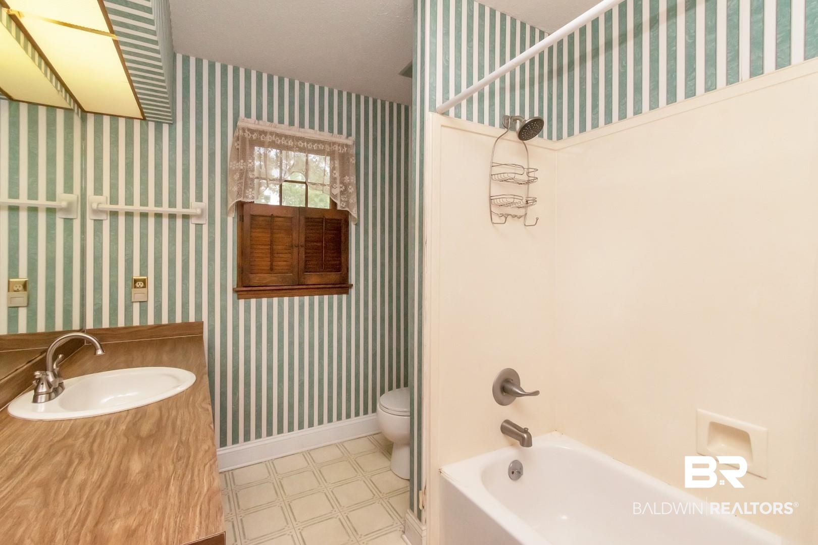 2400 West Huffman Drive Mobile, AL 36693 - Photo 17 of 32