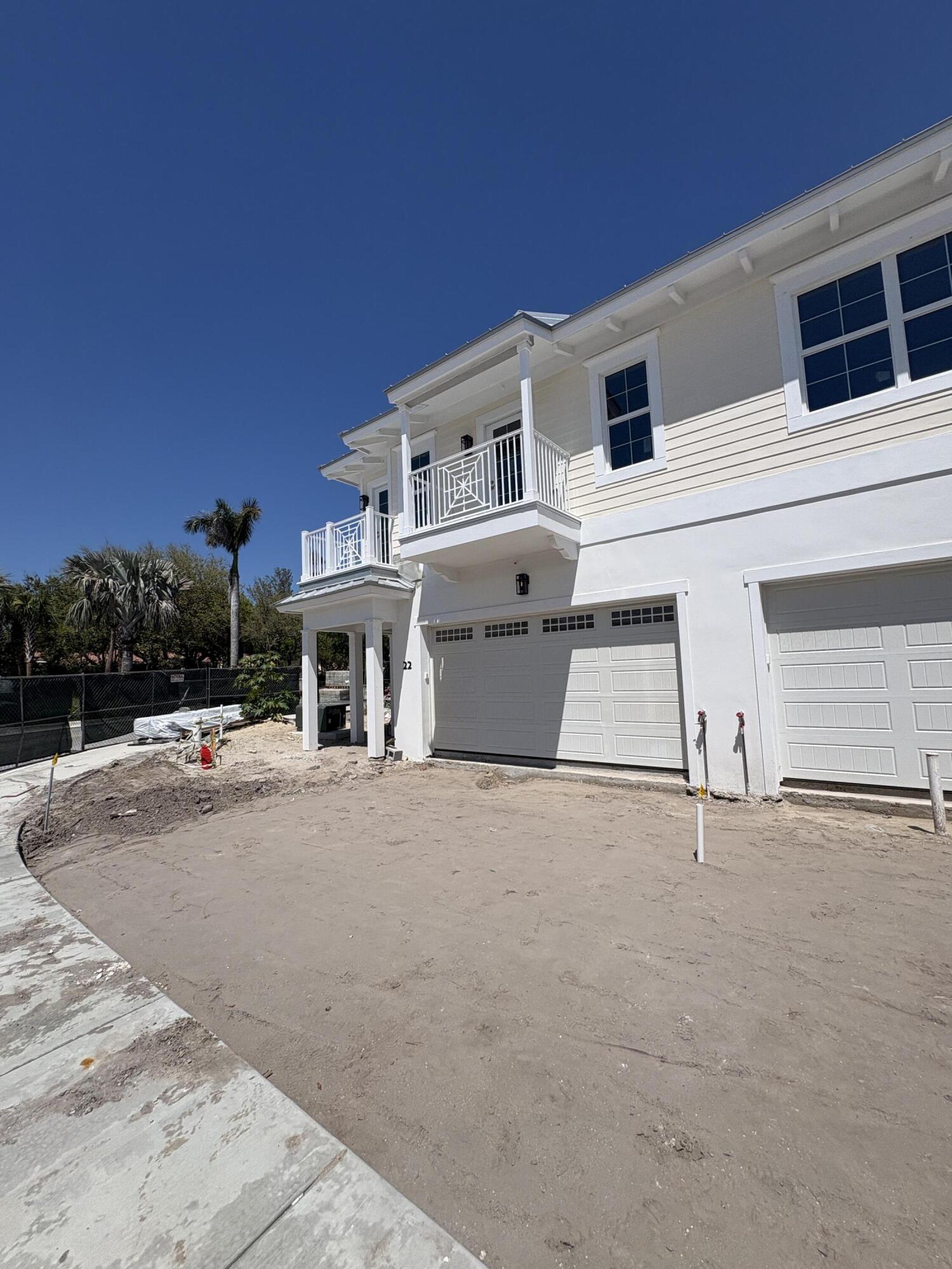 135 Water Pointe Place, Unit 22 Jupiter, FL 33477 - Photo 2 of 15 Key West Corner Unit