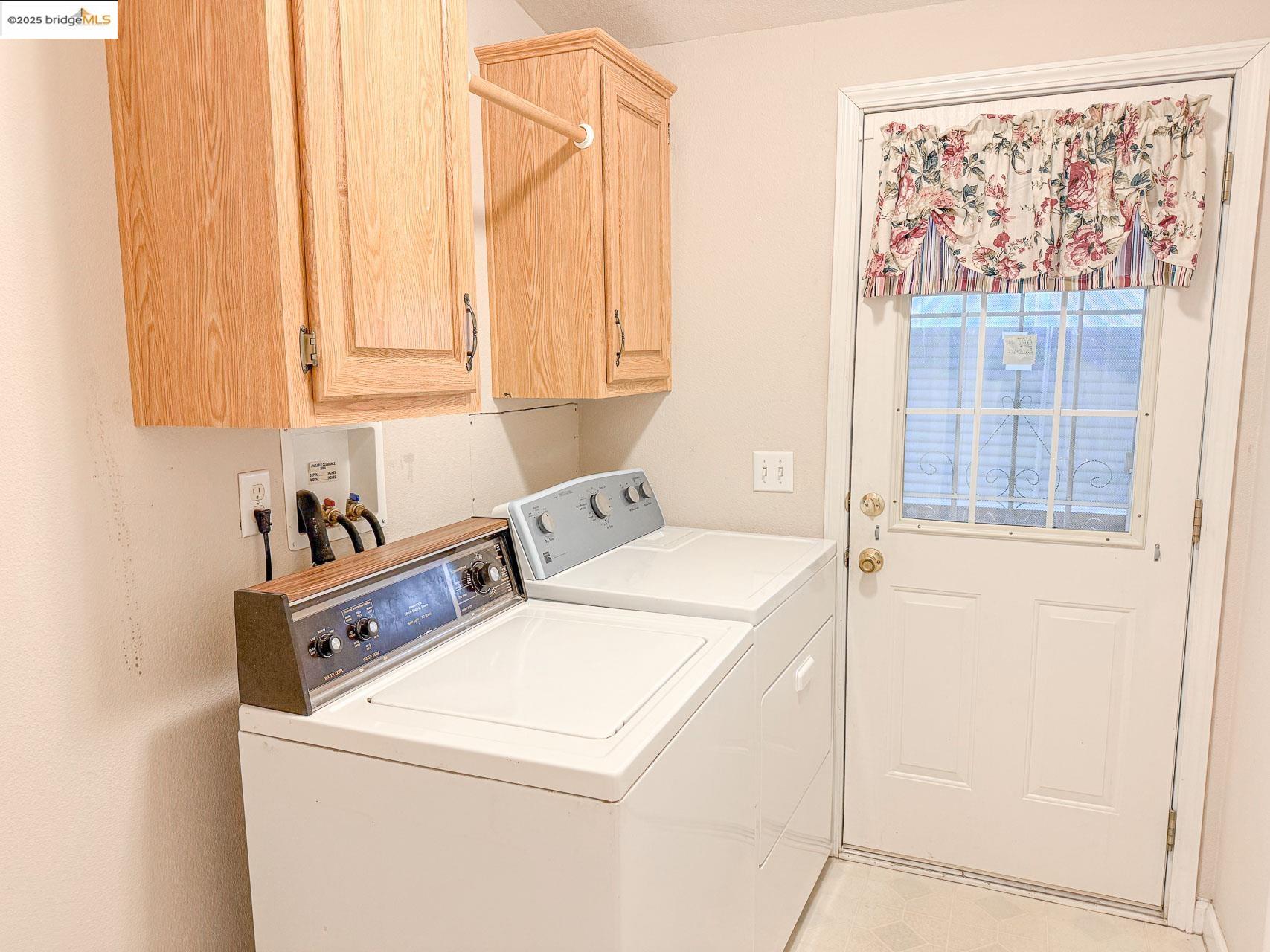 18717 Mill Villa Road, Unit 636 Jamestown, CA 95327 - Photo 16 of 24 a utility room with dryer and washer