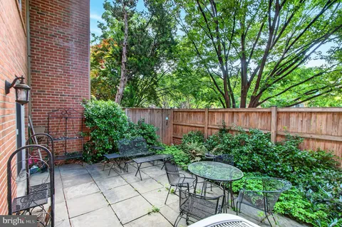 $925,000 | 3297 Sutton Place Northwest, Unit C, Washington, DC 20016