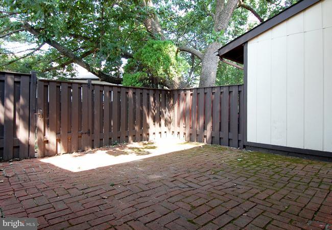 204 North Cottage Road Sterling, VA 20164 - Photo 14 of 18 Brick Patio
