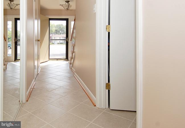 204 North Cottage Road Sterling, VA 20164 - Photo 15 of 18 New Ceramic Tile