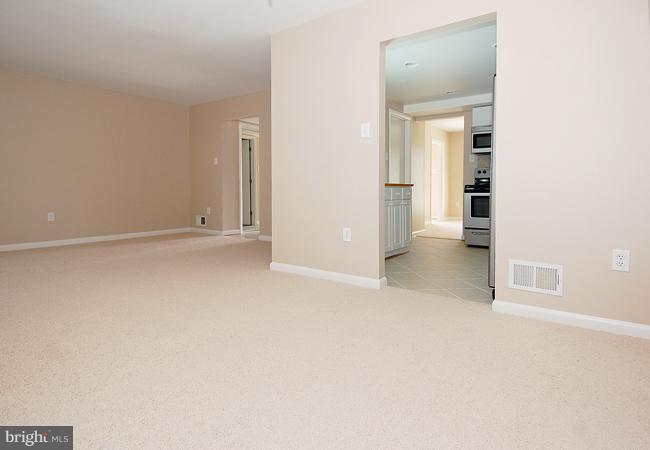 204 North Cottage Road Sterling, VA 20164 - Photo 17 of 18 Dining Room