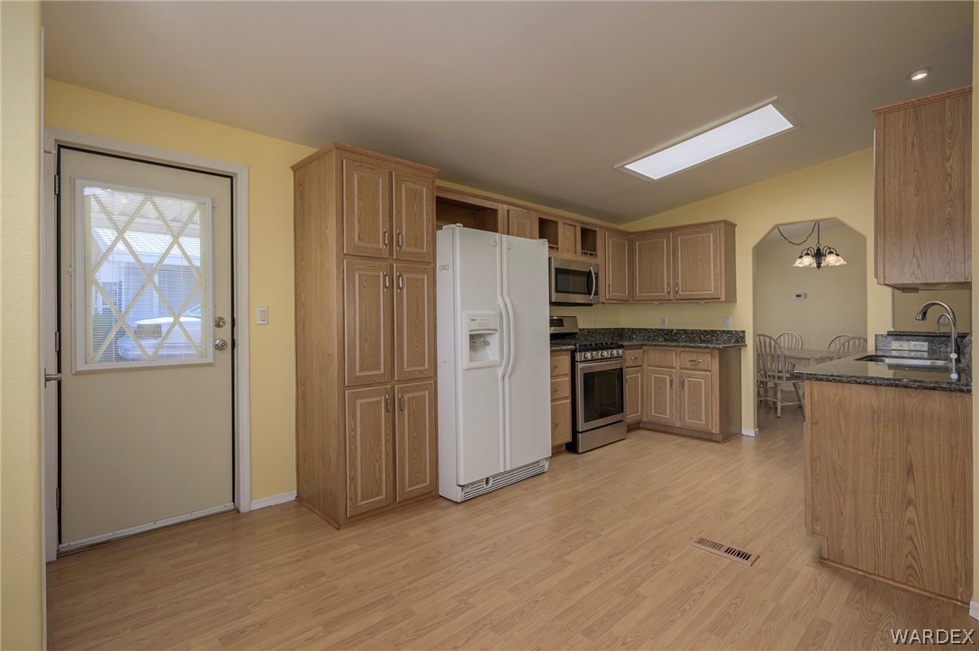 2350 Adobe Road, Unit 32 Bullhead City, AZ 86442 - Photo 18 of 58