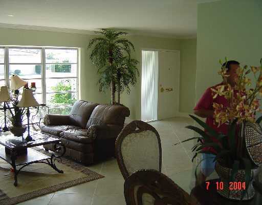 1063 Southwest 13th Drive Boca Raton, FL 33486 - Photo 2 of 8 Additional Photo