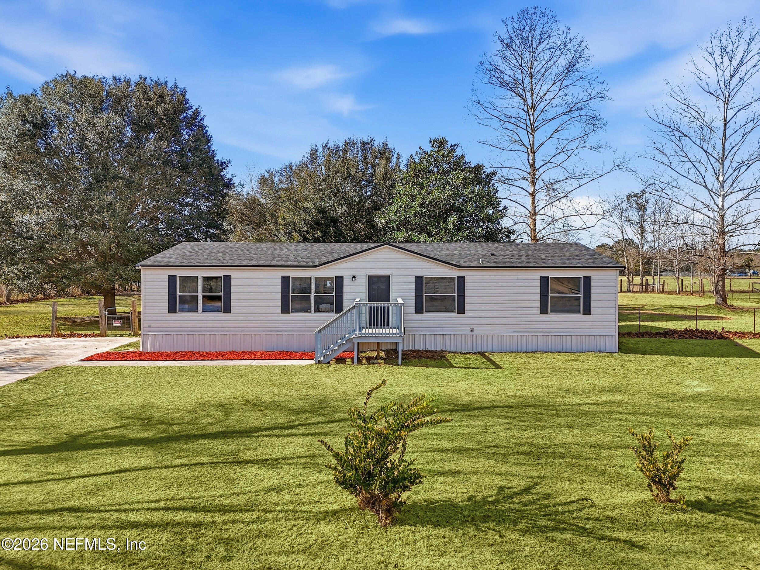451513 old dixie hwy-001